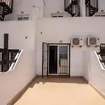 维斯塔莫卡哈尔酒店 公寓