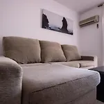 维斯塔莫卡哈尔酒店 公寓 *